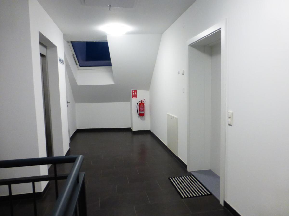 Schoene Und Helle Deutsch-Wagram Wohnungen Buitenkant foto